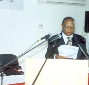 Prof. Apolo Nsibambi, Rt. Hon. Prime Minister, Republic of Uganda and Chancellor at the 2nd Stakeholders Consultative Meeting 26th April 2006, Makerere University, Kampala Uganda