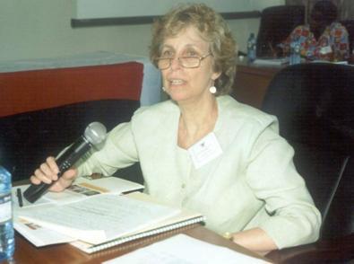 Dr. Joyce Moock Associate Vice President Rockefeller Foundation, New York;makes her presentation at the 2nd Stakeholders Consultative Meeting 26th April 2006, Makerere University, Kampala Uganda